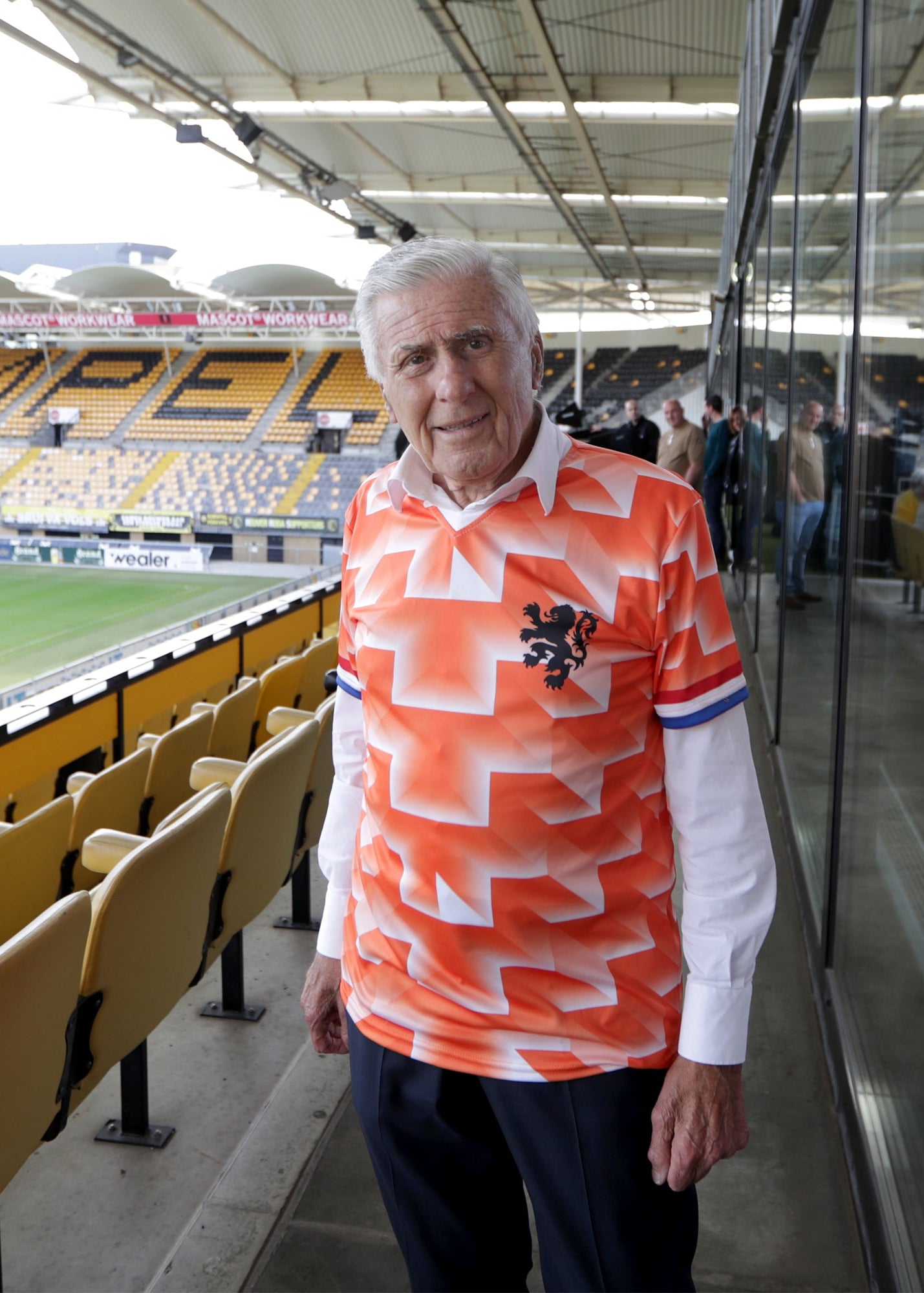WK Shirt - Retro