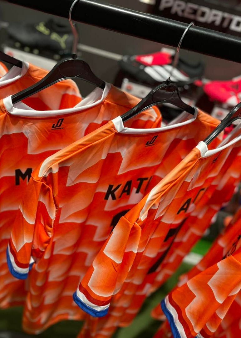 WK Shirt - Retro